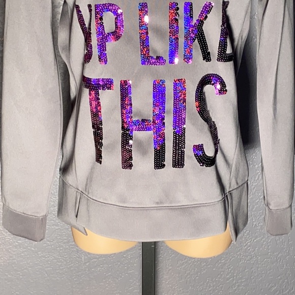 M - JUICY COUTURE - sequin I WOKE UP LIKE THIS grey / purple sweater - Picture 4 of 16